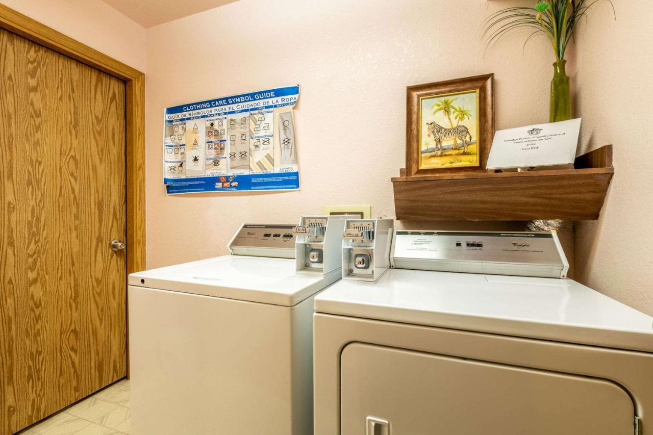Ocean Star Inn Sequim Bagian luar foto