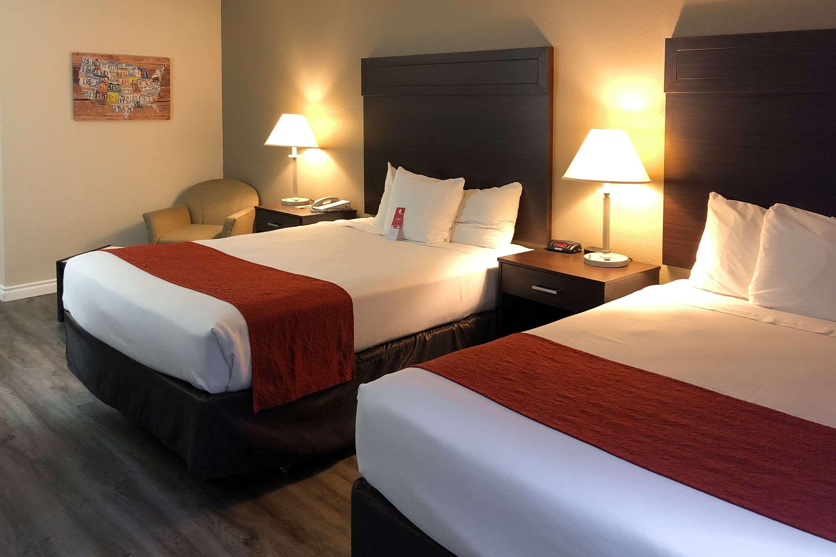 Ocean Star Inn Sequim Bagian luar foto