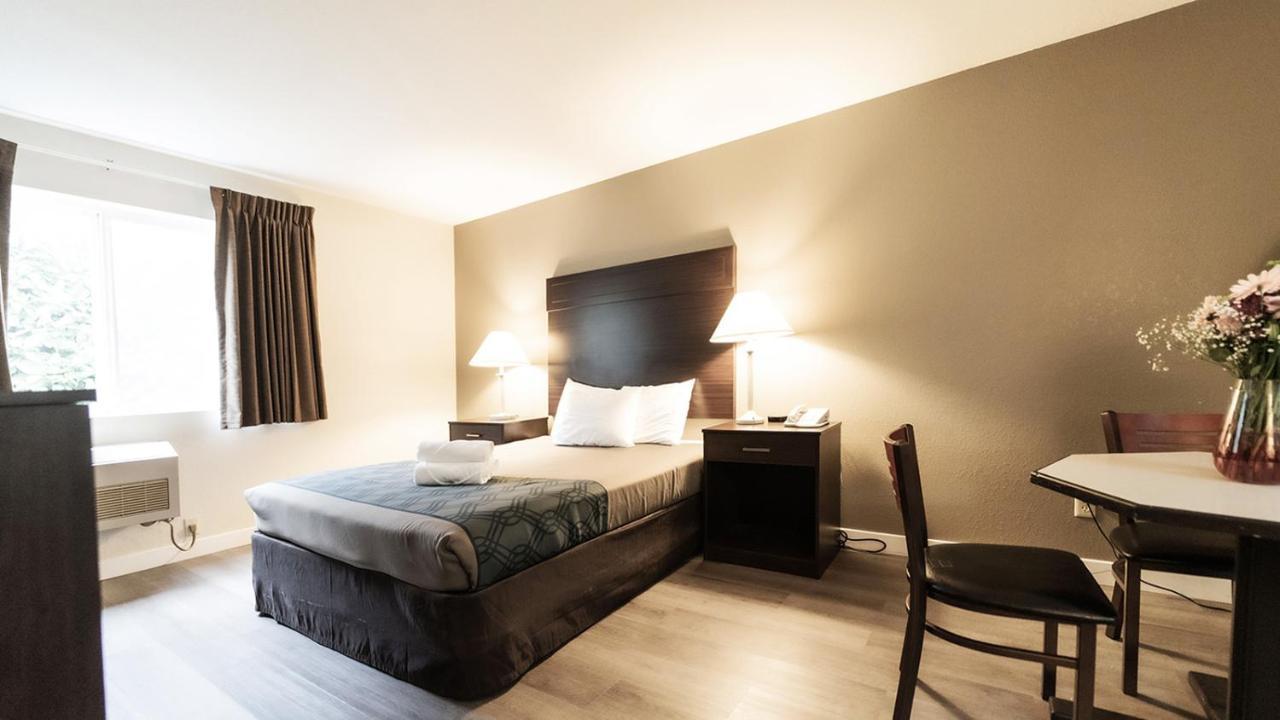 Ocean Star Inn Sequim Bagian luar foto