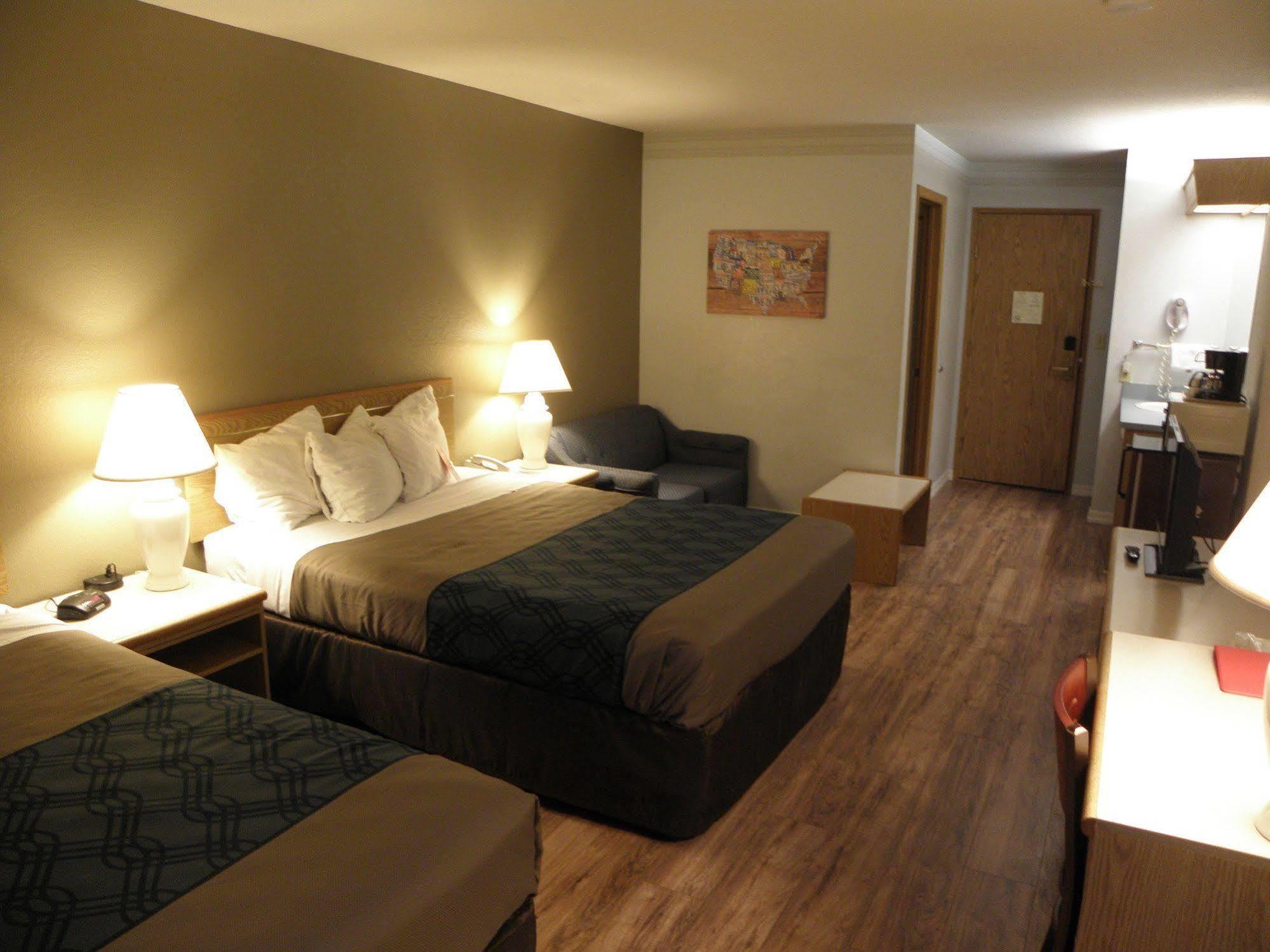 Ocean Star Inn Sequim Bagian luar foto